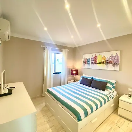 Riviera Park Apartment *